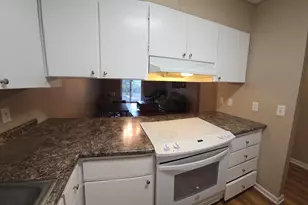 17 7th St, Shalimar, FL 32579 - Photo 5