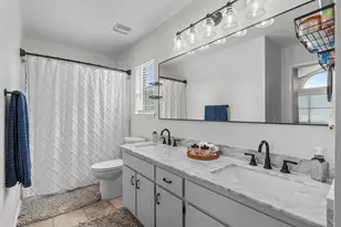 6845 Avenida De Galvez, Navarre, FL 32566 - Photo 25