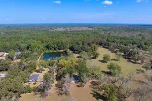 137 Parker Ln, Laurel Hill, FL 32567 - Photo 19