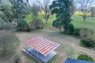 137 Parker Ln, Laurel Hill, FL 32567 - Photo 31