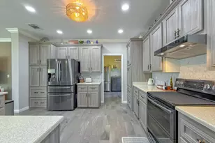 242 N Comet Ave N, Panama City, FL 32404 - Photo 19