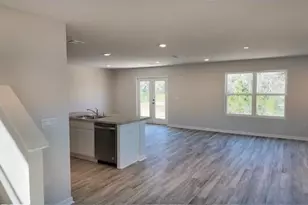 6553 Burleson Blvd, Crestview, FL 32539 - Photo 3