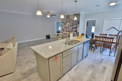 2066 Fountainview Drive, Navarre, FL 32566 - Photo 15