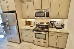 2066 Fountainview Dr, Navarre, FL 32566 - Photo 13