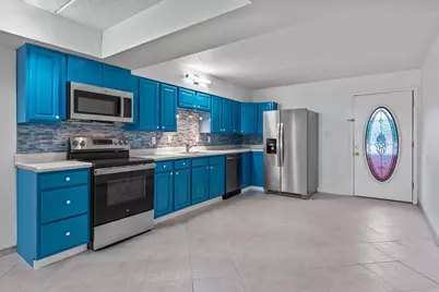 209 W Miracle Strip Parkway Parkway W #G201, Mary Esther, FL 32569 - Photo 3