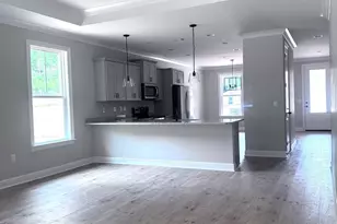 1460 Pine St, Niceville, FL 32578 - Photo 5