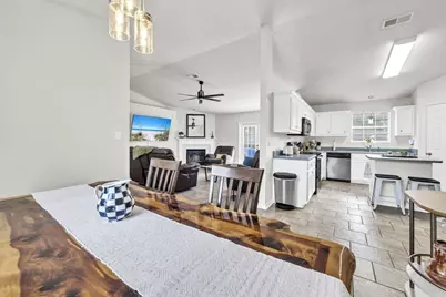 2754 Copper Reef Drive, Navarre, FL 32566 - Photo 9