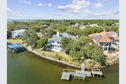 777 Boulevard Of The Champions, Shalimar, FL 32579 - Photo 5