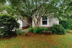 43 Hollyn Ct, Freeport, FL 32439 - Photo 3