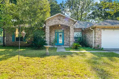 57 S Pleasant Drive S, Defuniak Springs, FL 32435 - Photo 1