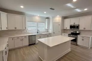 2735 Louis Circle, Crestview, FL 32536 - Photo 3