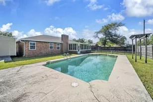 2005 Plumosa Palm Dr, Niceville, FL 32578 - Photo 35