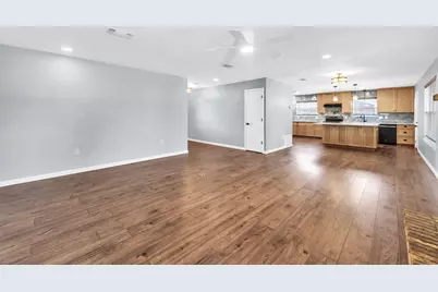 2005 Plumosa Palm Drive, Niceville, FL 32578 - Photo 9