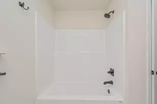 151 N Booker Street N, Crestview, FL 32536 - Photo 39