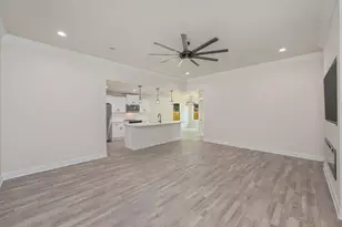 151 N Booker Street N, Crestview, FL 32536 - Photo 17