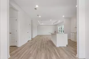 214 Sweetthorn St, Freeport, FL 32439 - Photo 5