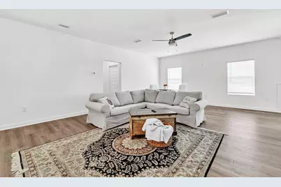 464 Arrowwood Boulevard, Freeport, FL 32439 - Photo 9