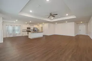 1126 Valor Walk Walk, Crestview, FL 32539 - Photo 5