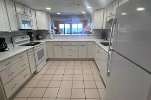 554 Coral Ct, Fort Walton Beach, FL 32548 - Photo 3