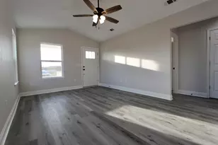 5437 Bayleaf Dr, Crestview, FL 32539 - Photo 7