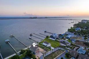 8944 Windgate Cir, Navarre, FL 32566 - Photo 7