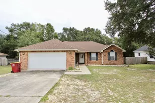 220 Tiffot Ct, Crestview, FL 32539 - Photo 1