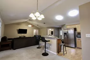 220 Tiffot Ct, Crestview, FL 32539 - Photo 5