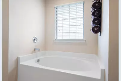 4646 Chanan Drive, Crestview, FL 32539 - Photo 21