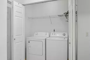 4270 Calinda Ln, Niceville, FL 32578 - Photo 11