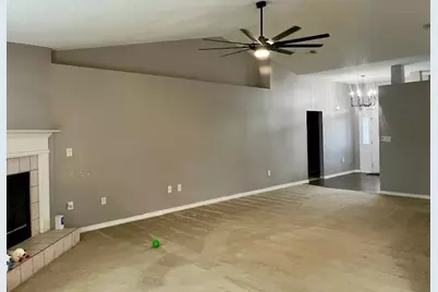 9866 Parker Lake Circle, Navarre, FL 32566 - Photo 5