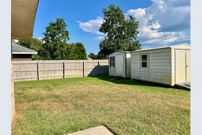 9866 Parker Lake Circle, Navarre, FL 32566 - Photo 27