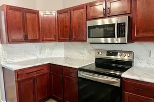 9866 Parker Lake Cir, Navarre, FL 32566 - Photo 11