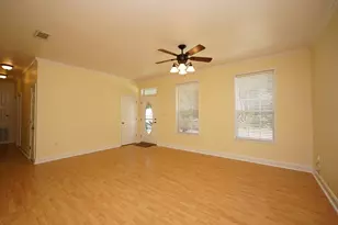 703 Cypress St, Niceville, FL 32578 - Photo 13