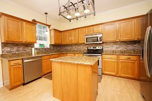 703 Cypress St, Niceville, FL 32578 - Photo 11