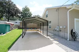 703 Cypress St, Niceville, FL 32578 - Photo 5