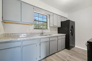 102 Grimes Ave, Crestview, FL 32536 - Photo 9