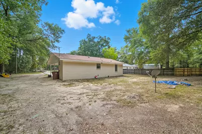 102 Grimes Avenue, Crestview, FL 32536 - Photo 5