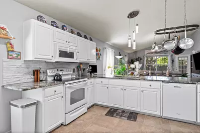 9749 Leeward Way, Navarre, FL 32566 - Photo 7