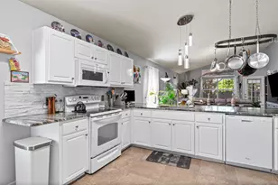 9749 Leeward Way, Navarre, FL 32566 - Photo 7