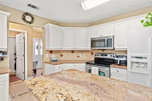 2760 Dove Haven Ln, Navarre, FL 32566 - Photo 11