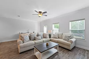 1712 Sound Haven Ct Ct, Navarre, FL 32566 - Photo 9