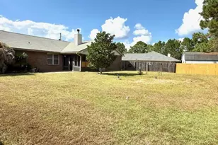 2252 Prytania Cir, Navarre, FL 32566 - Photo 25