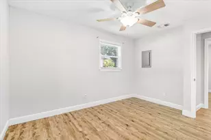 194 SW Coral Dr SW, Fort Walton Beach, FL 32548 - Photo 23