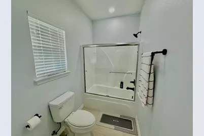 335 E Club House Drive E, Freeport, FL 32439 - Photo 31