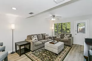 229 Carmel Dr, Fort Walton Beach, FL 32547 - Photo 15