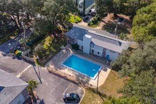 201 E College Blvd E, Niceville, FL 32578 - Photo 1