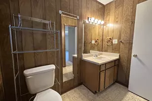 8101 4th St, Laurel Hill, FL 32567 - Photo 13