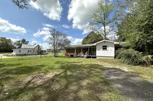 8101 4th St, Laurel Hill, FL 32567 - Photo 27