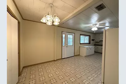 8101 4th Street, Laurel Hill, FL 32567 - Photo 7