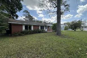 8101 4th St, Laurel Hill, FL 32567 - Photo 29